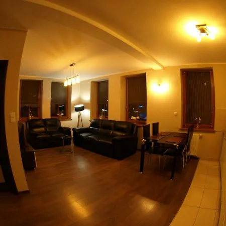 Na Starowce Apartman *